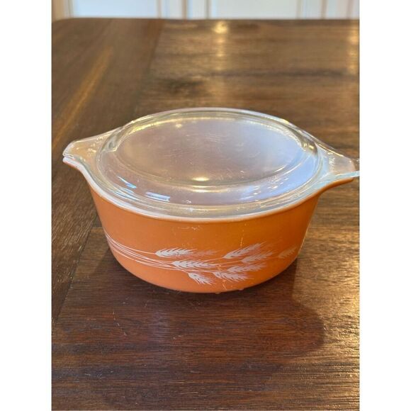 Vintage Autumn Harvest Wheat Pyrex Casserole Dish - Picture 3 of 7